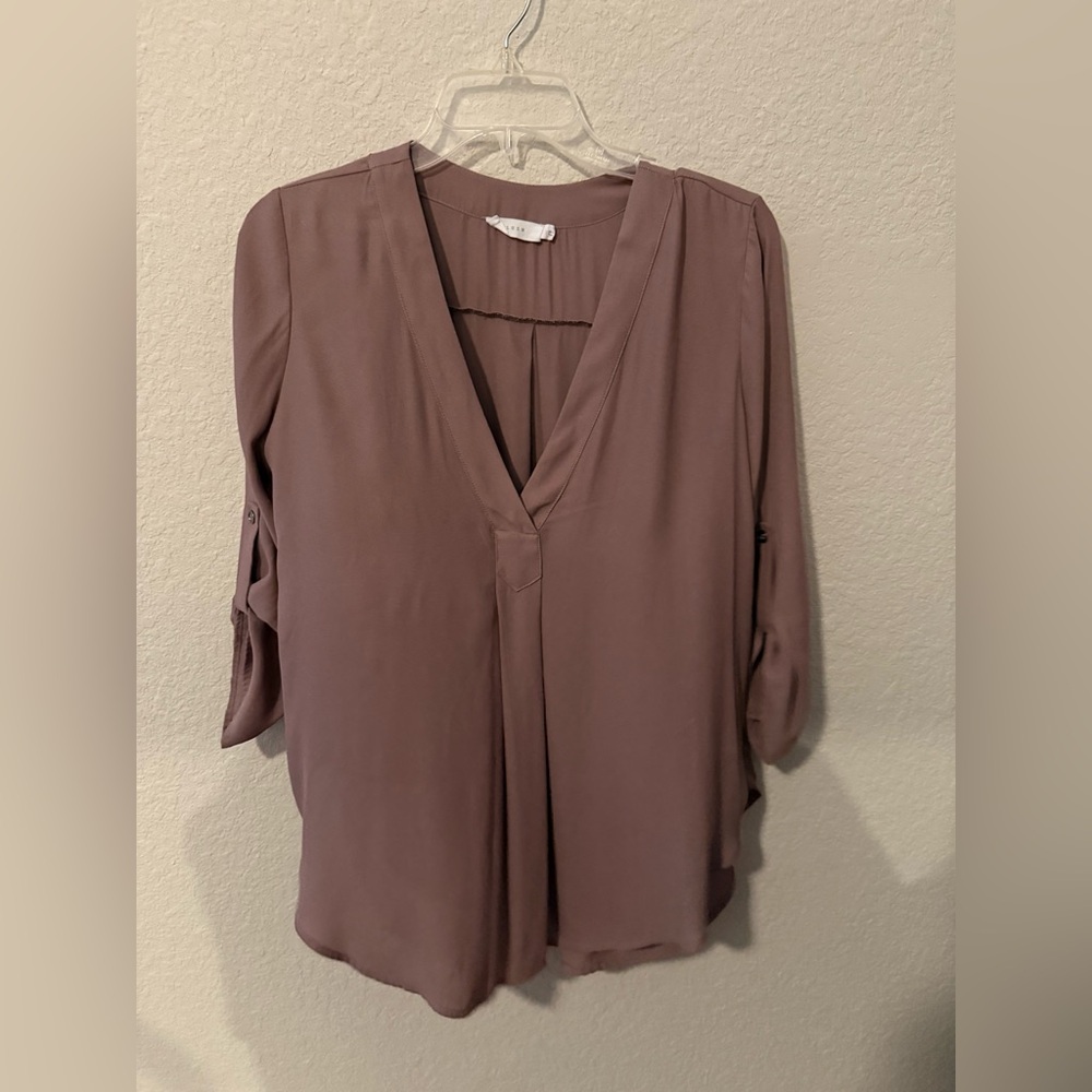 Lush Brown Roll Tab Sleeve V-Neck Blouse Sz Small